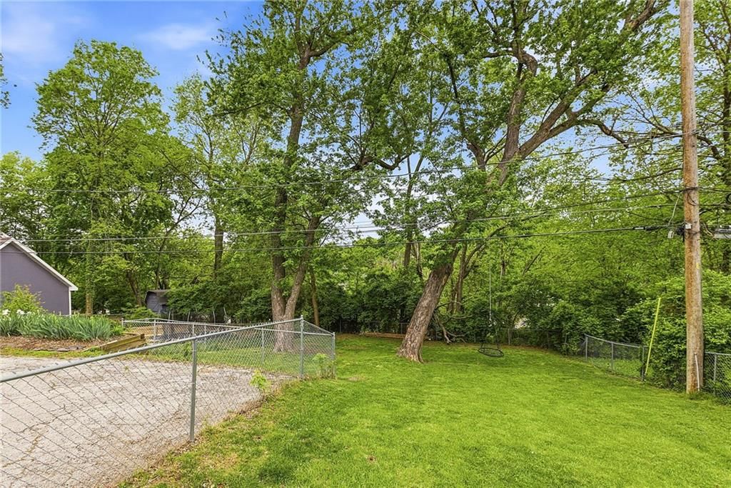 5728 Grand Avenue — photo 53