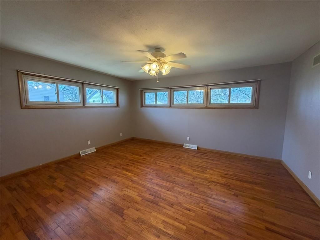 904 N High Street — photo 43