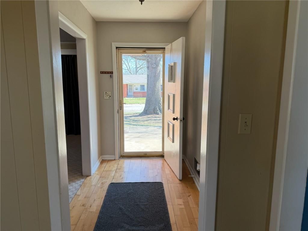 904 N High Street — photo 65