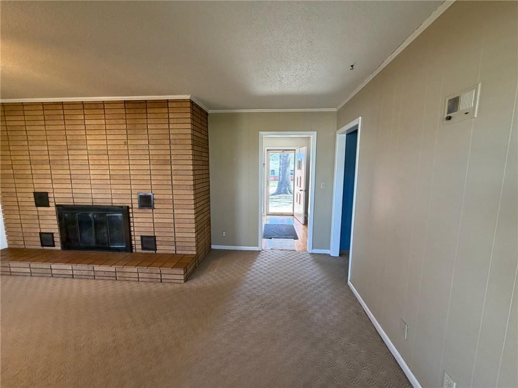 904 N High Street — photo 66