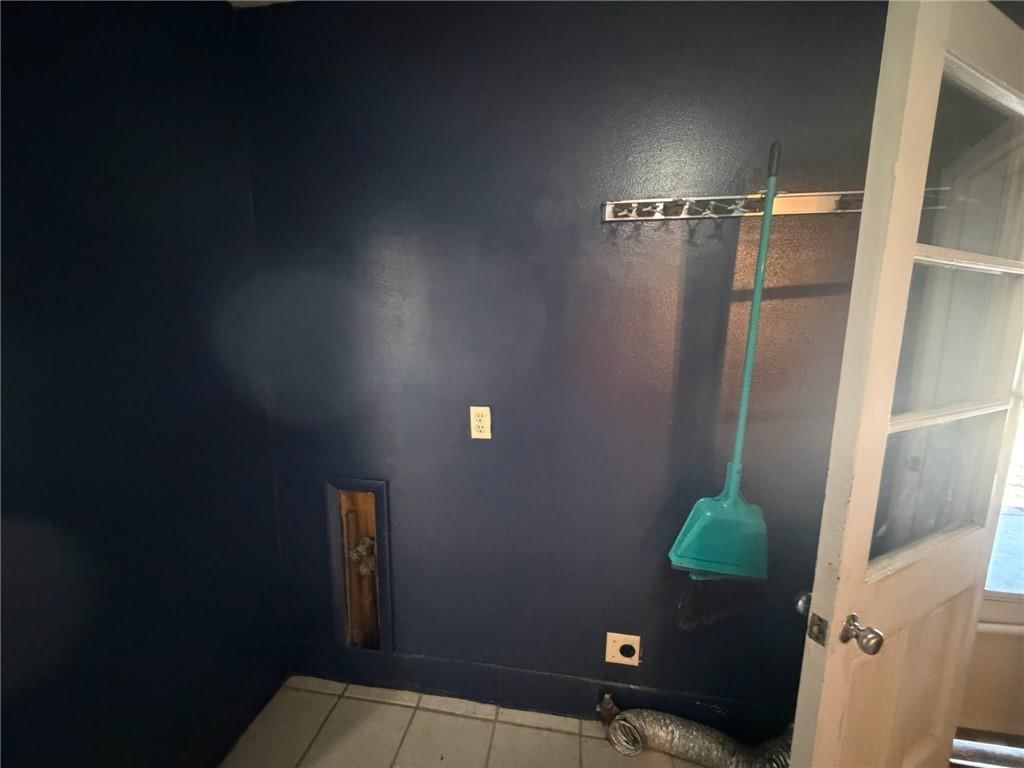 904 N High Street — photo 84