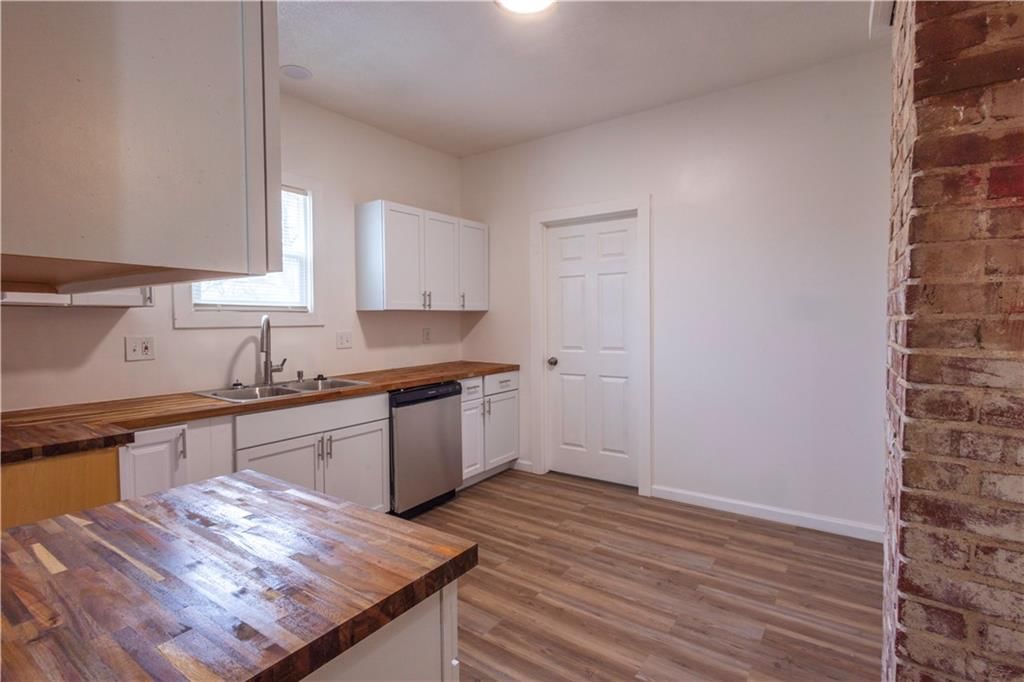 2130 E 24th Street — photo 12