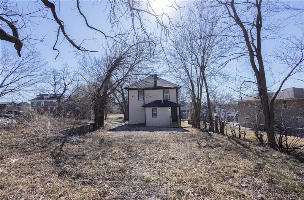 2130 E 24th Street — photo 28