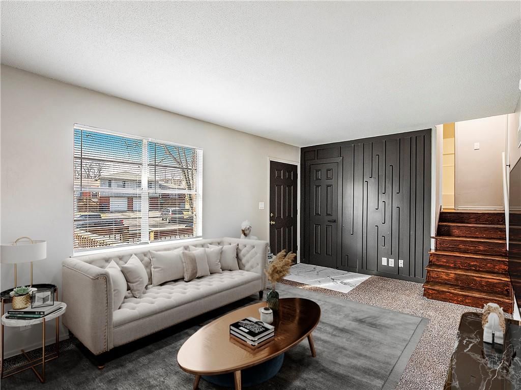 510 NE Florence Avenue — photo 11