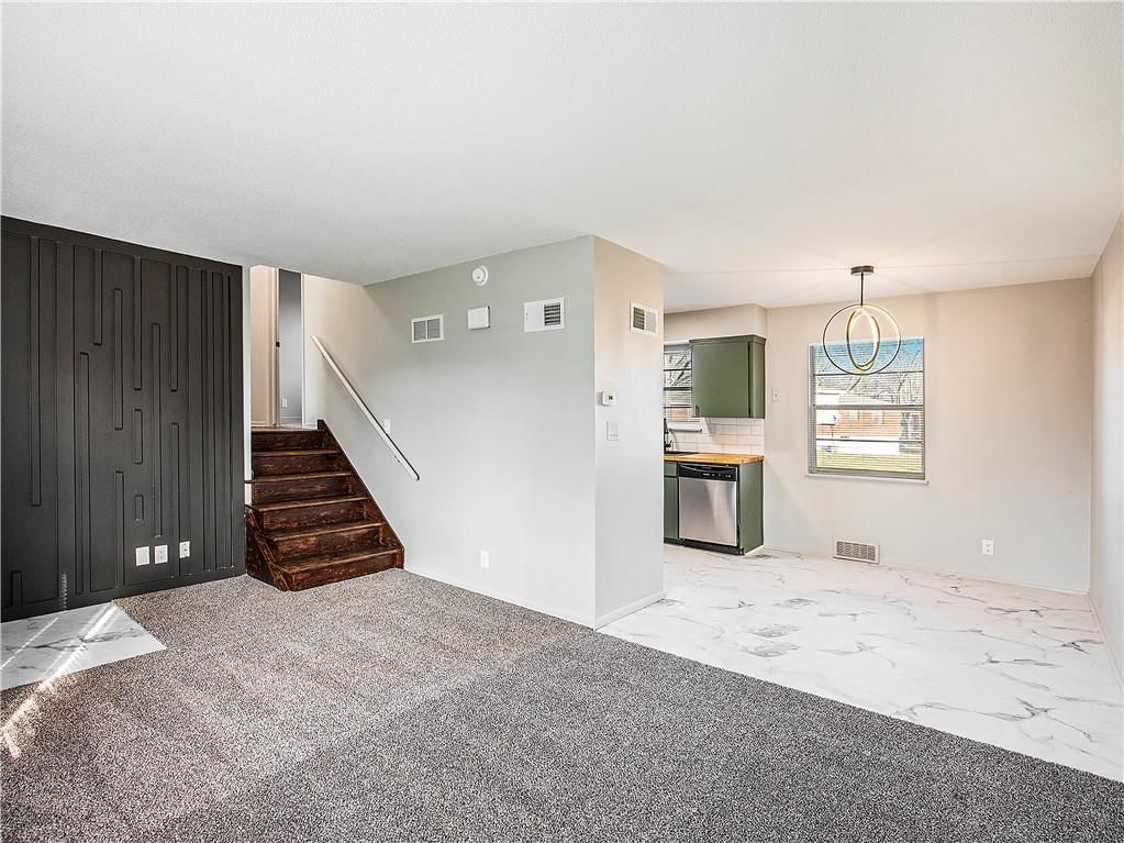 510 NE Florence Avenue — photo 12