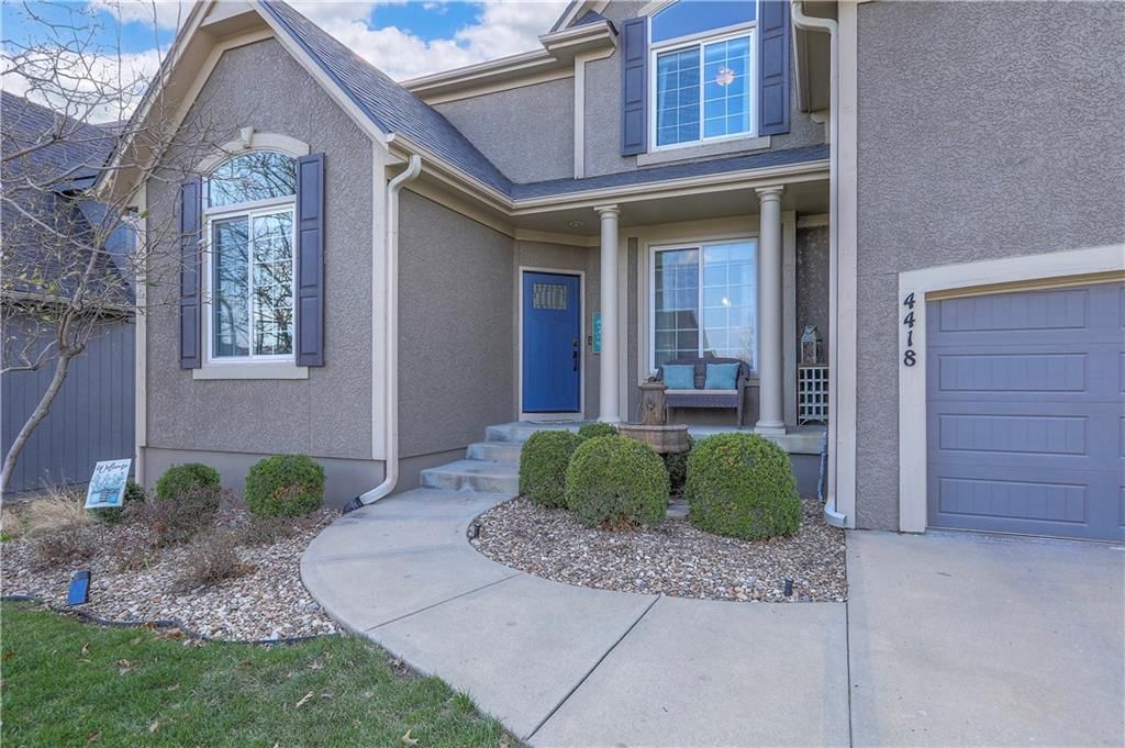 4418 Silverheel Street — photo 2