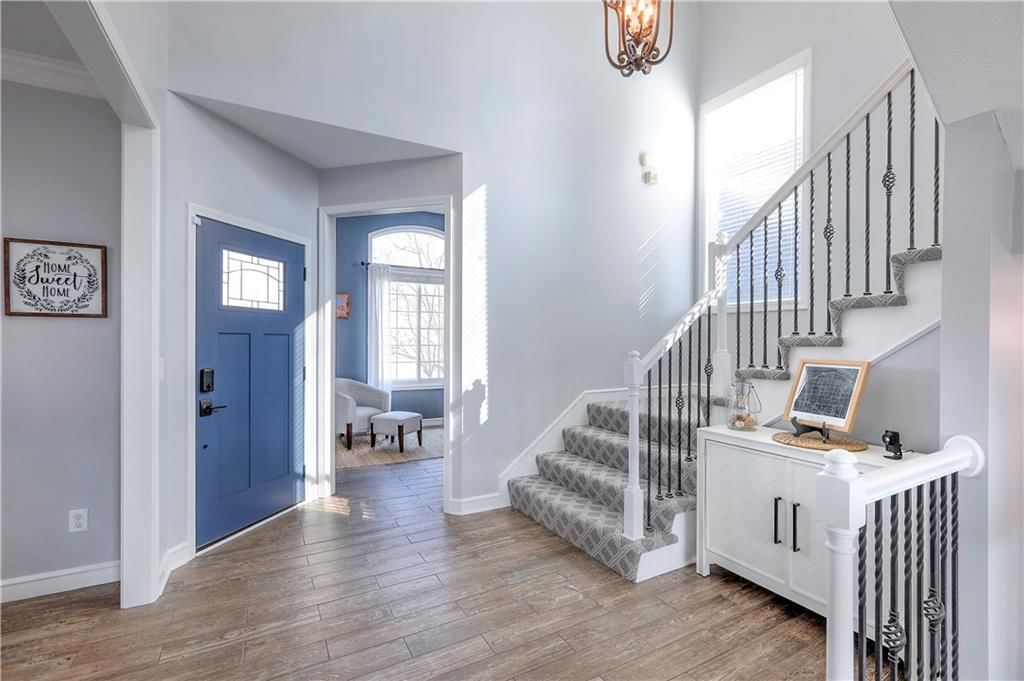 4418 Silverheel Street — photo 3