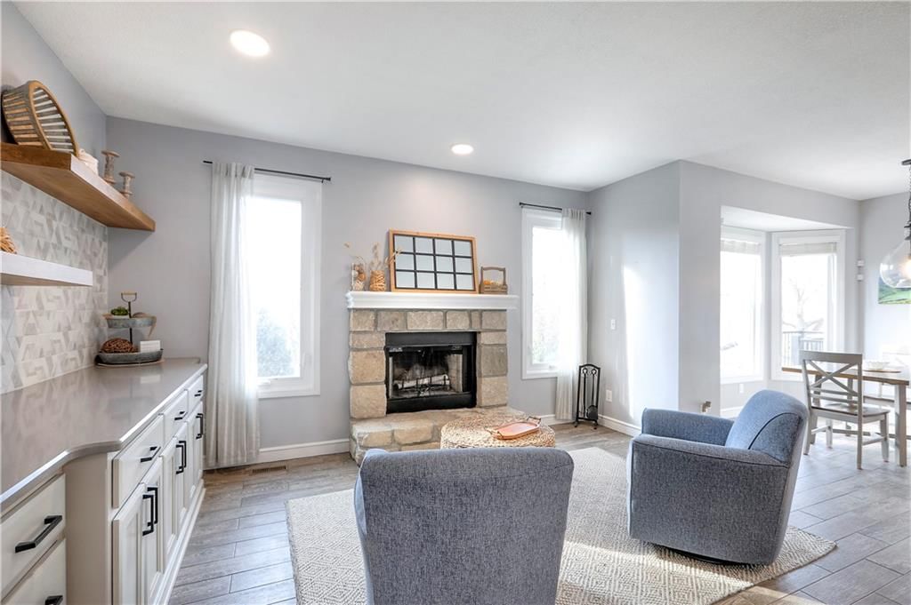 4418 Silverheel Street — photo 8