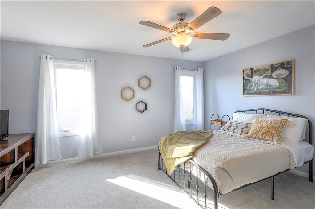 4418 Silverheel Street — photo 28