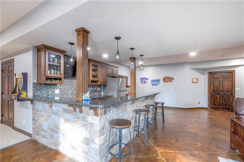4418 Silverheel Street — photo 33