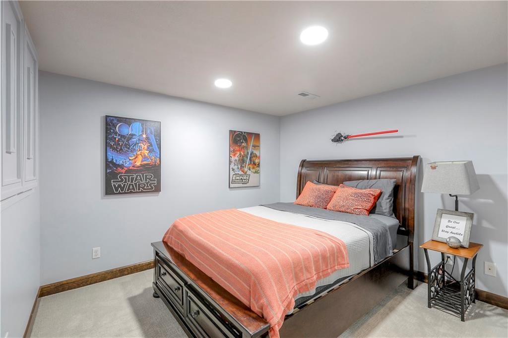 4418 Silverheel Street — photo 39
