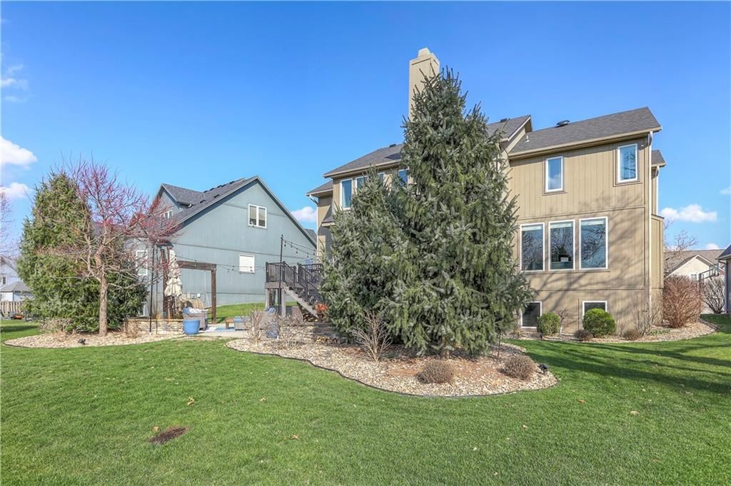 4418 Silverheel Street — photo 46