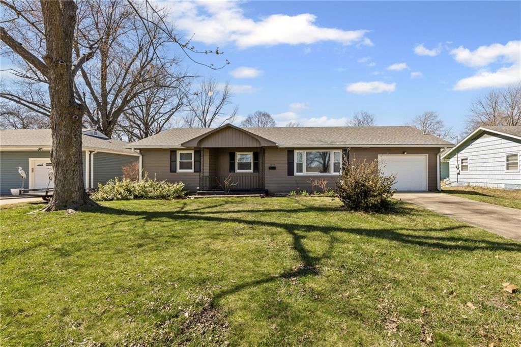 1310 S Poplar Street — photo 2
