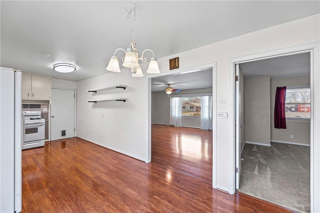 1310 S Poplar Street — photo 13