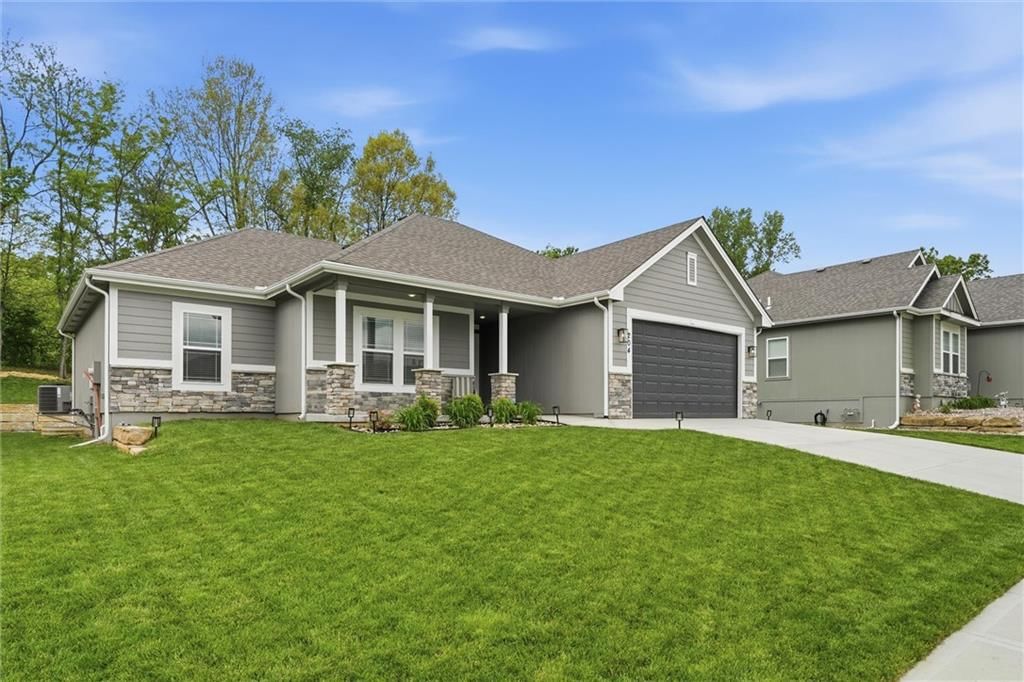204 S MARIMACK Court — photo 3