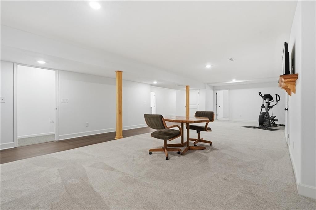 204 S MARIMACK Court — photo 24