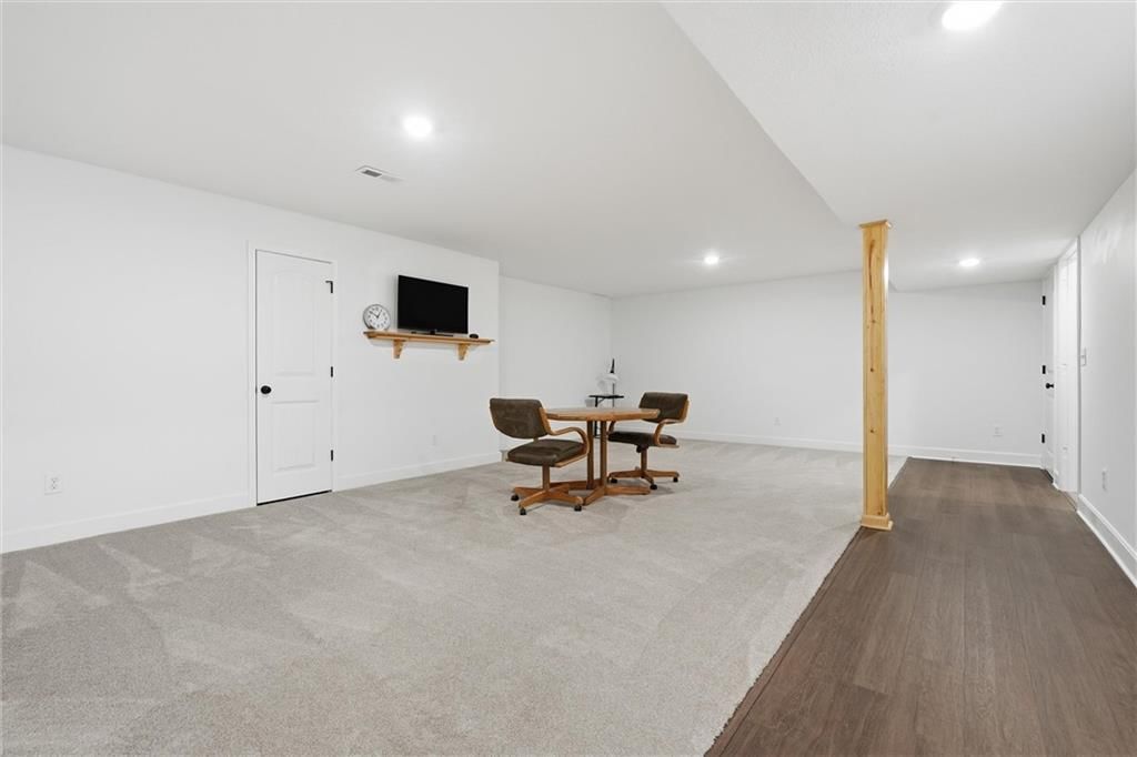 204 S MARIMACK Court — photo 25