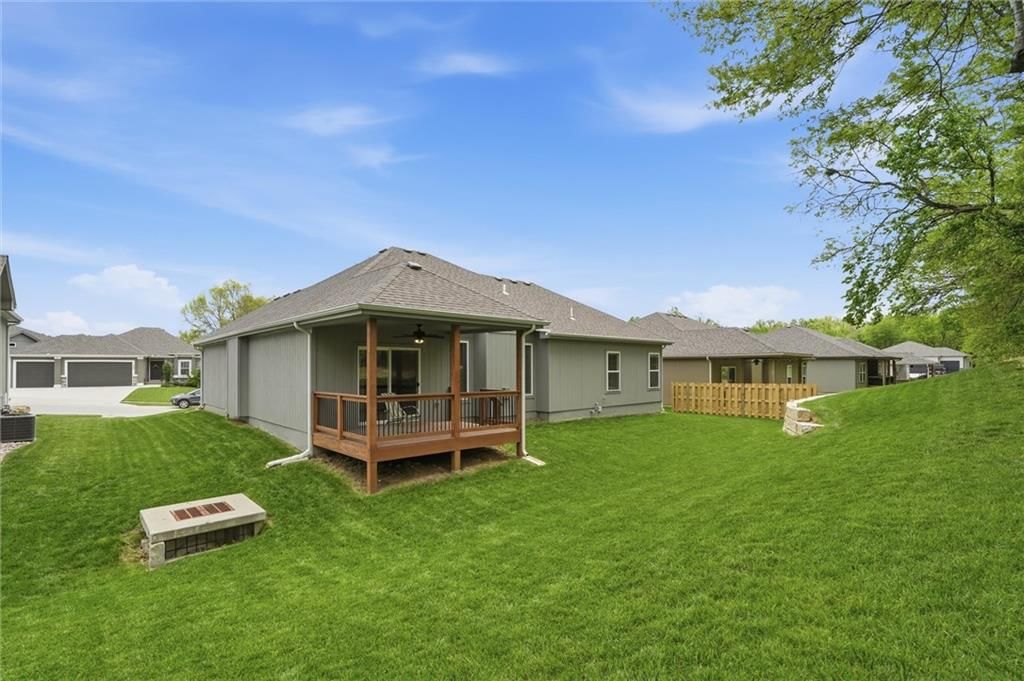 204 S MARIMACK Court — photo 36