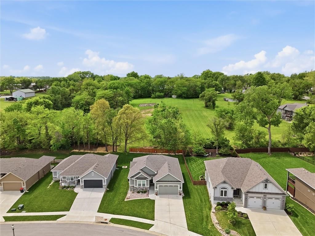 204 S MARIMACK Court — photo 42