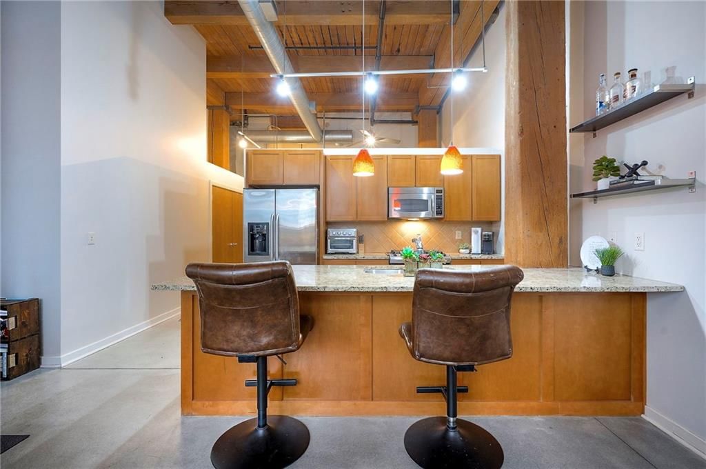712 Broadway Boulevard — photo 10