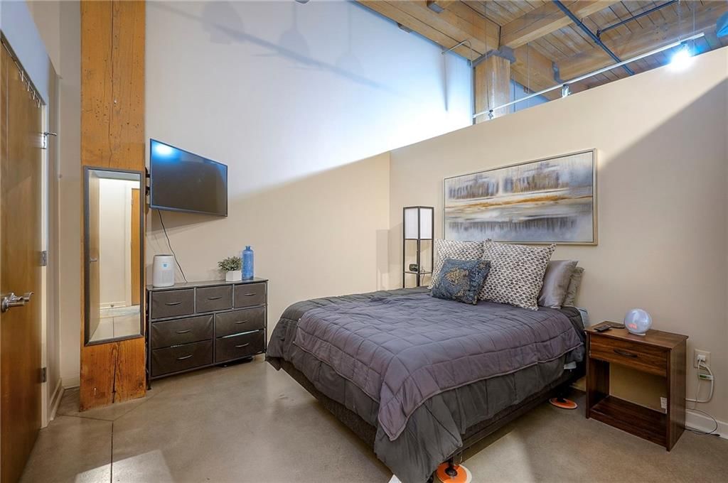 712 Broadway Boulevard — photo 14