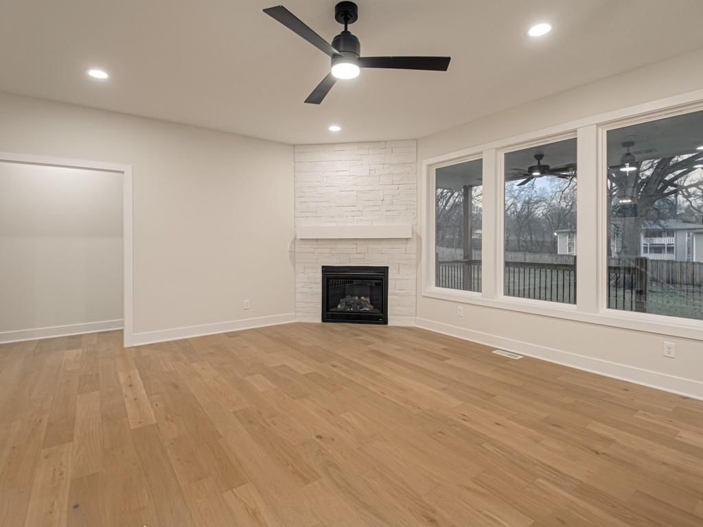 4725 NE Winn Road — photo 9