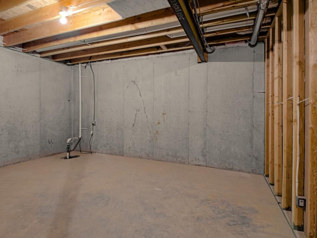 4725 NE Winn Road — photo 35