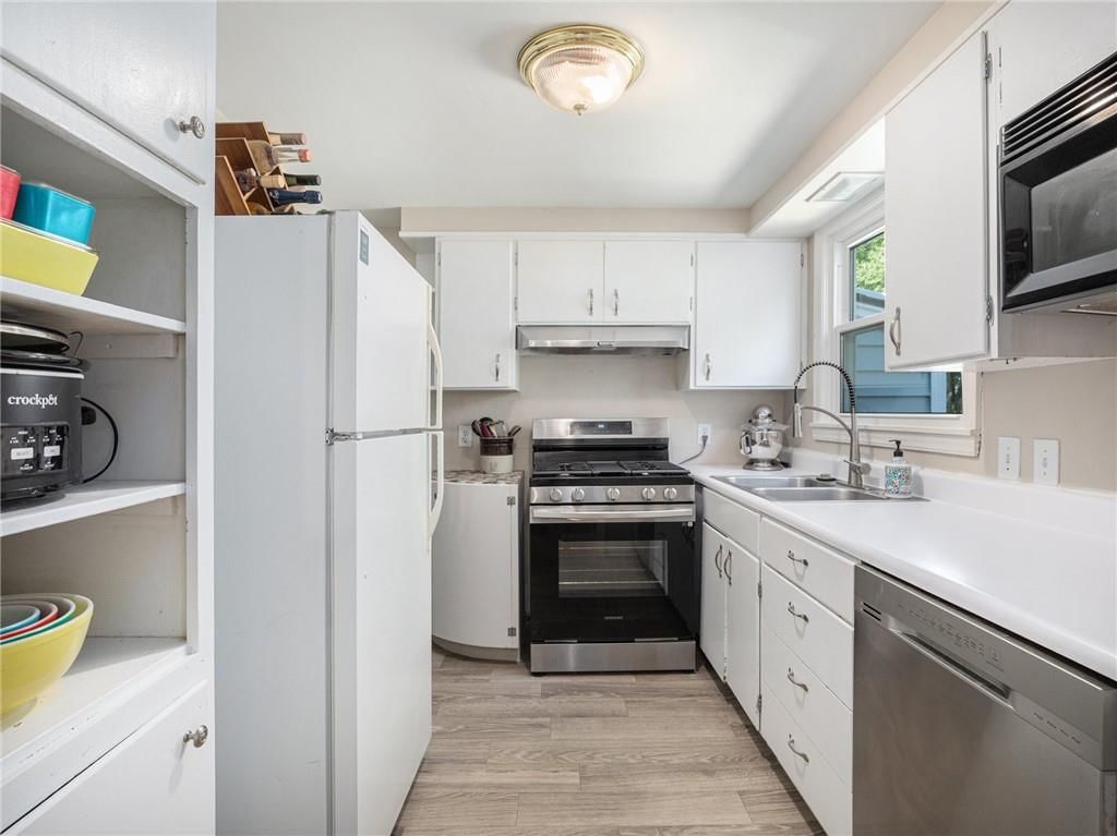 7829 Jefferson Street — photo 8
