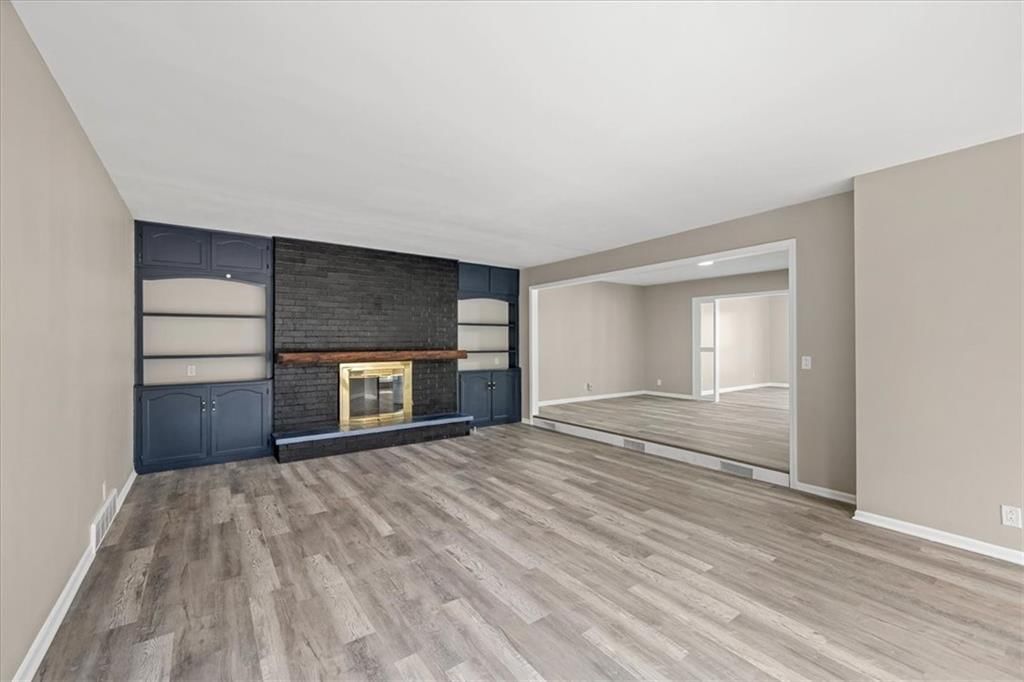 1304 Limit Street — photo 11