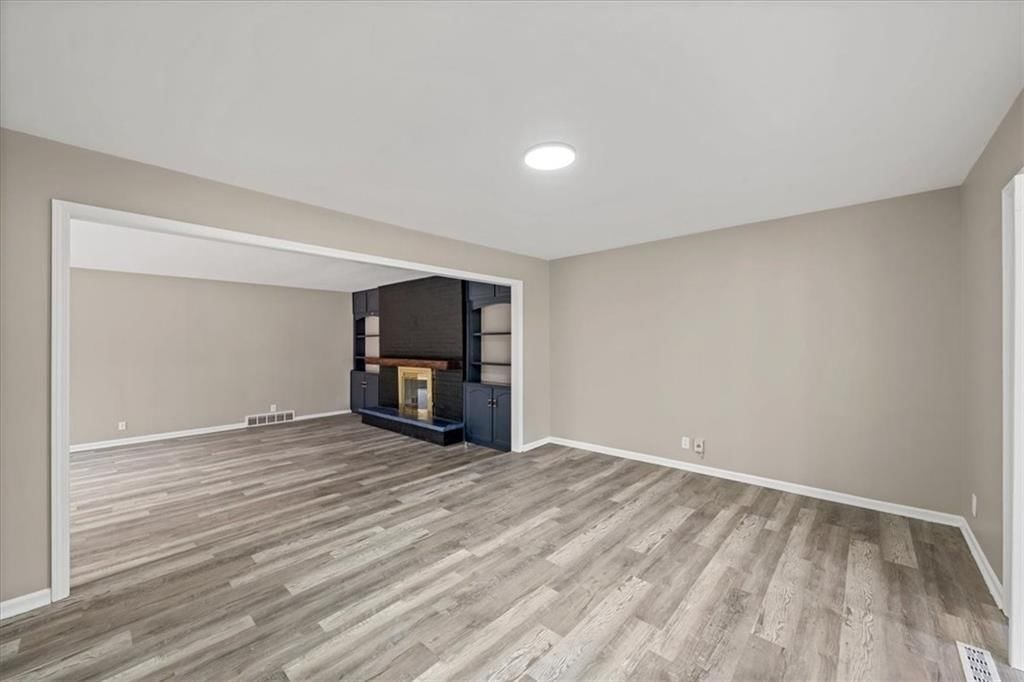 1304 Limit Street — photo 13