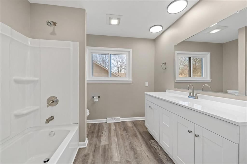 1304 Limit Street — photo 19