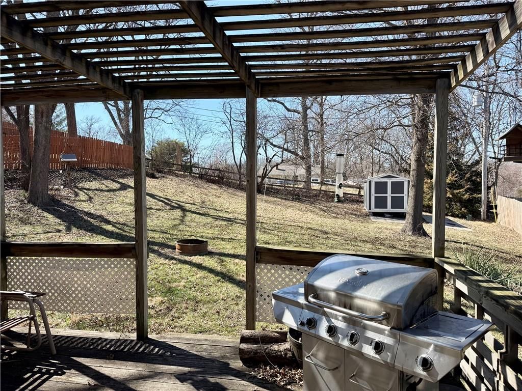1508 Hale Avenue — photo 12