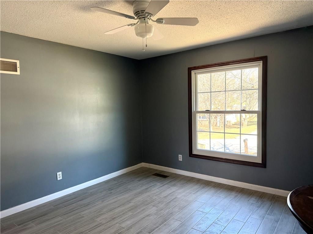 1508 Hale Avenue — photo 25