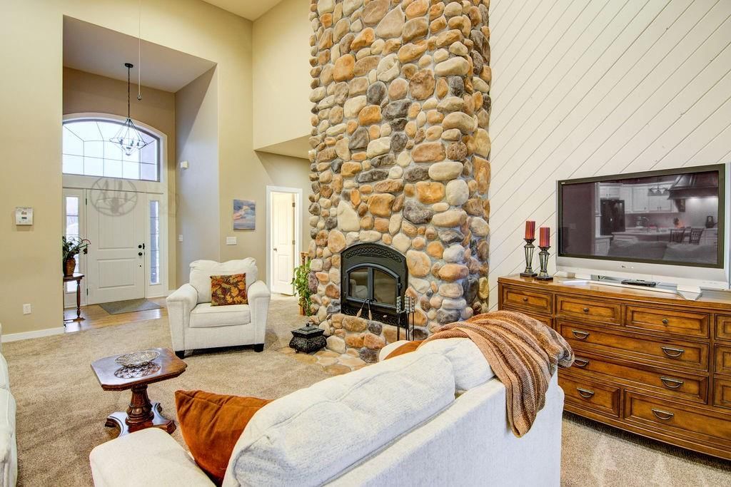 6819 Woodstock Court — photo 13