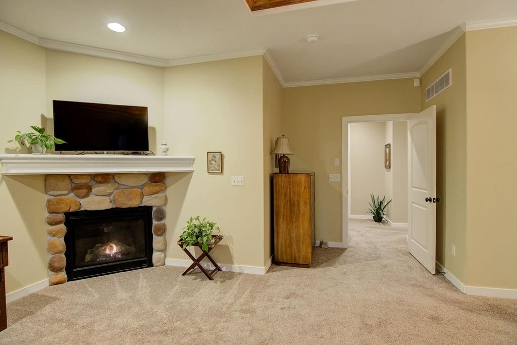 6819 Woodstock Court — photo 24