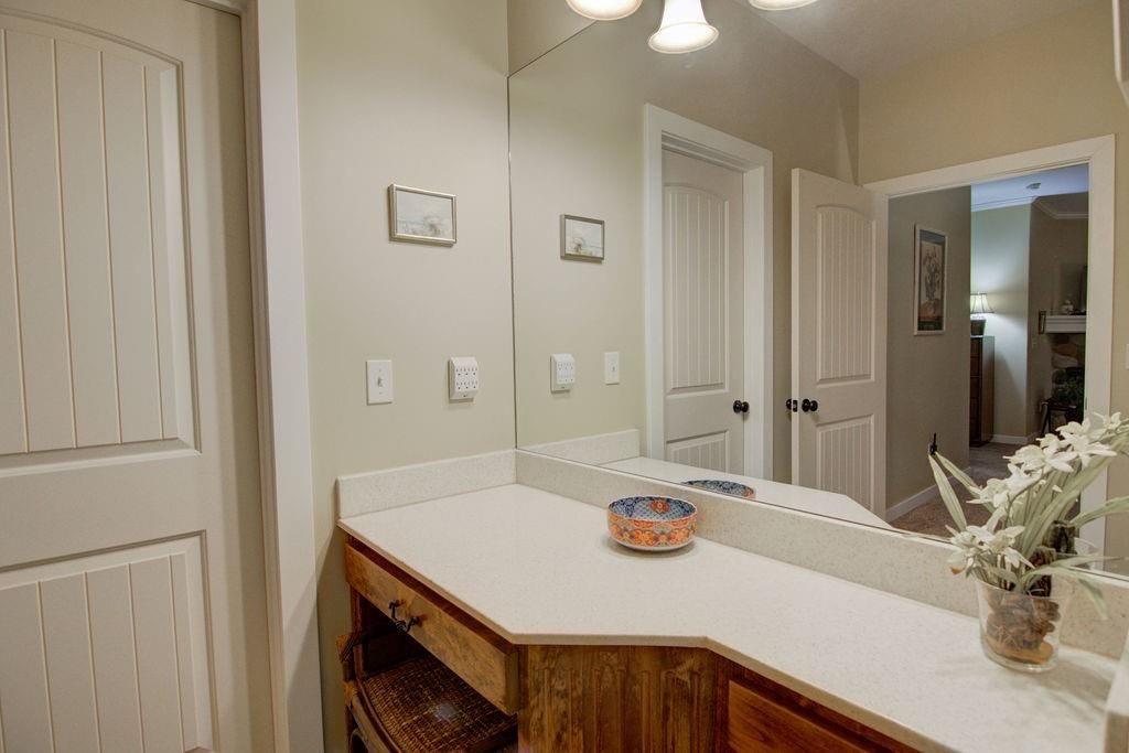 6819 Woodstock Court — photo 26
