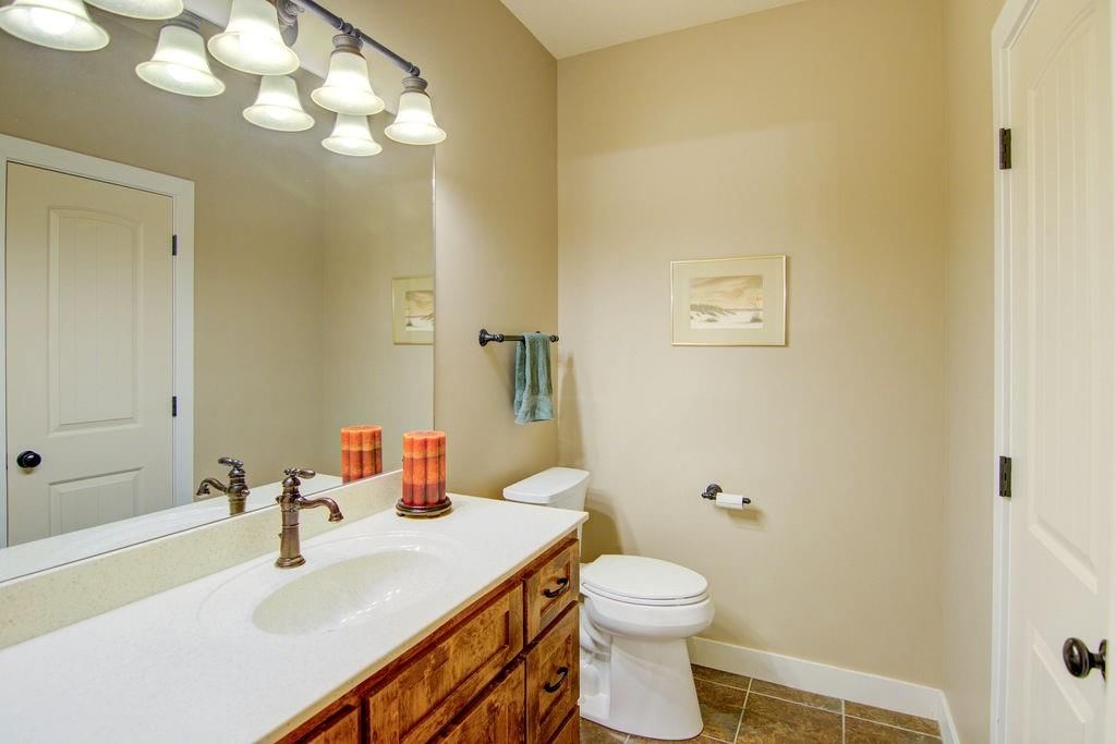 6819 Woodstock Court — photo 34