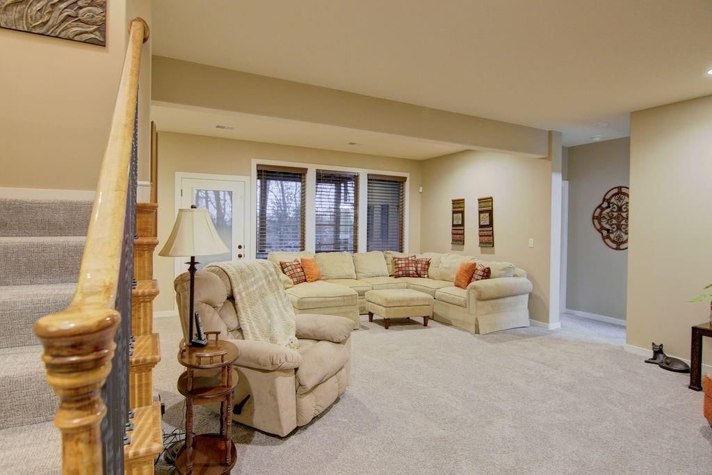 6819 Woodstock Court — photo 37