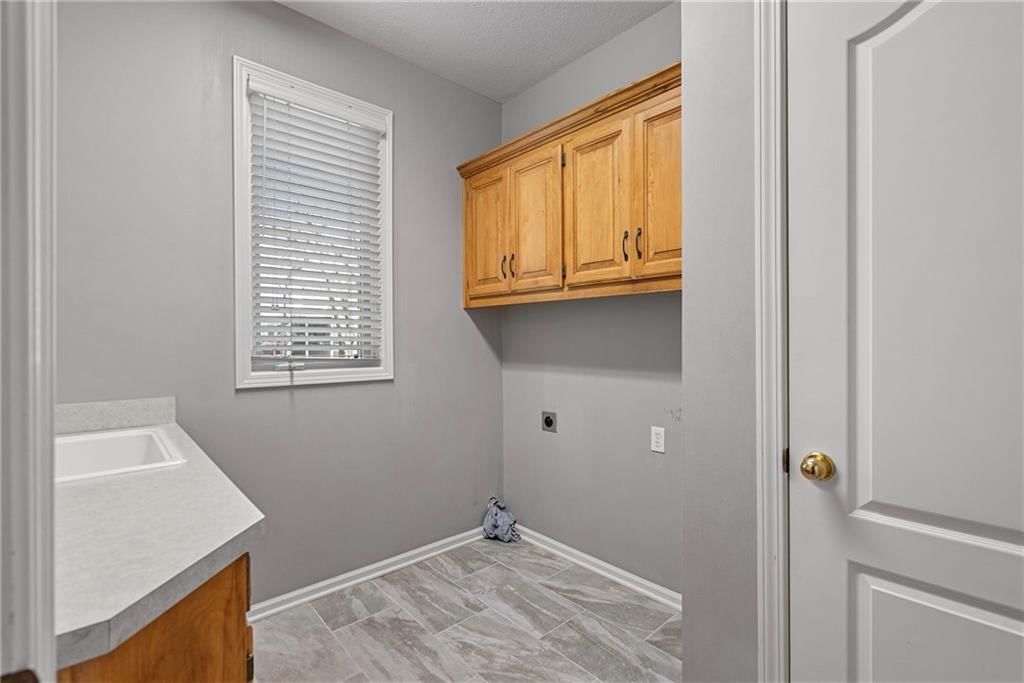 20823 W 94th Street — photo 24