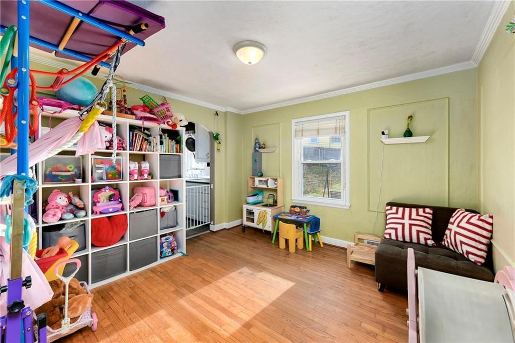 1519 Tauromee Avenue — photo 18