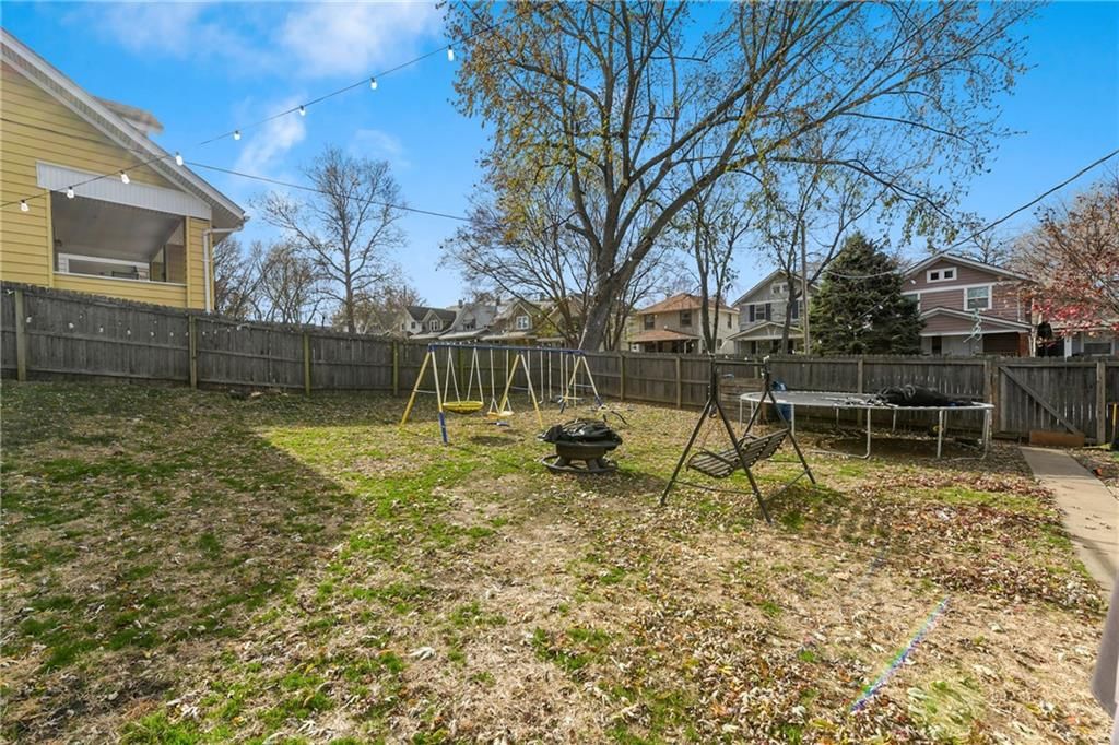 1519 Tauromee Avenue — photo 30