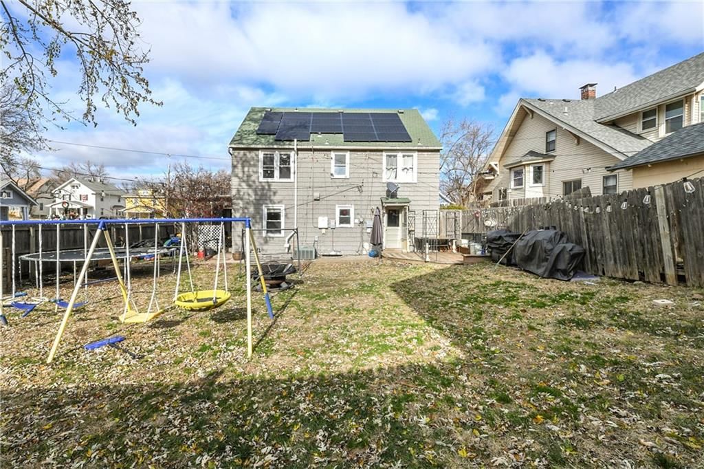 1519 Tauromee Avenue — photo 32