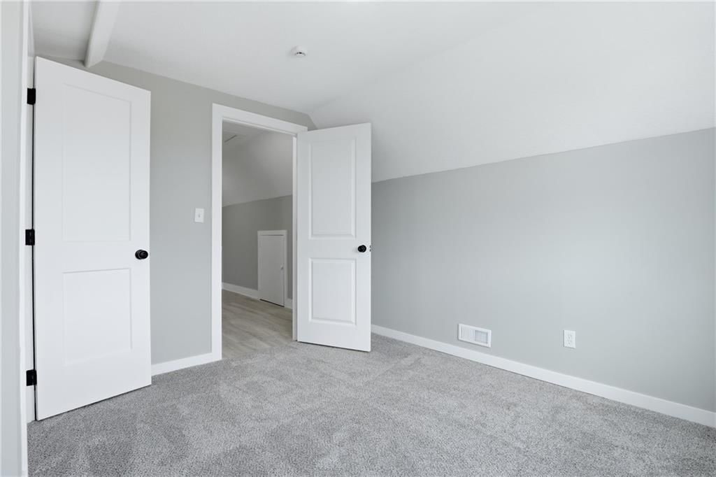 36 S 14th Street — photo 23