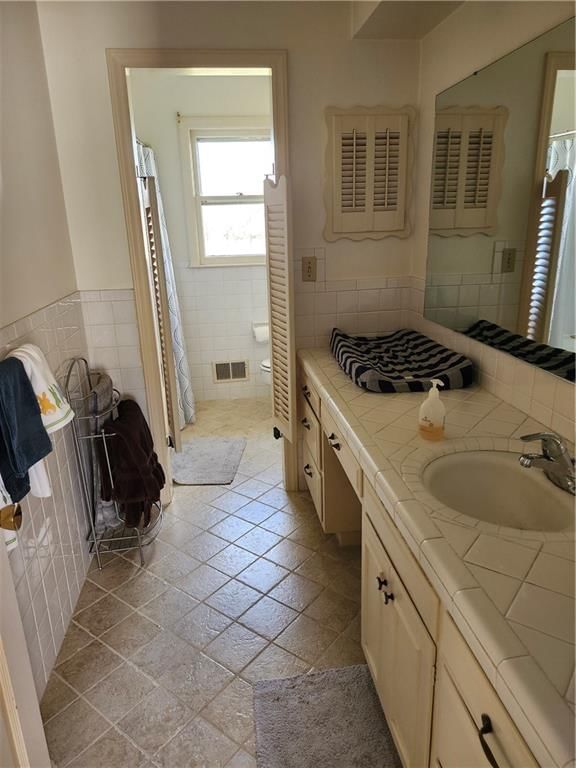 805 S Country Club Drive — photo 17