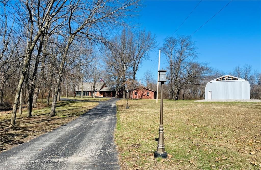 6920 S Buckner Tarsney Road, Oak Grove, MO