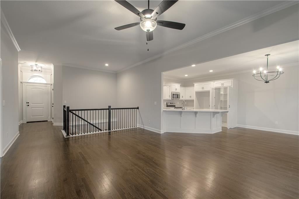 11809 N Wheeling Avenue — photo 9