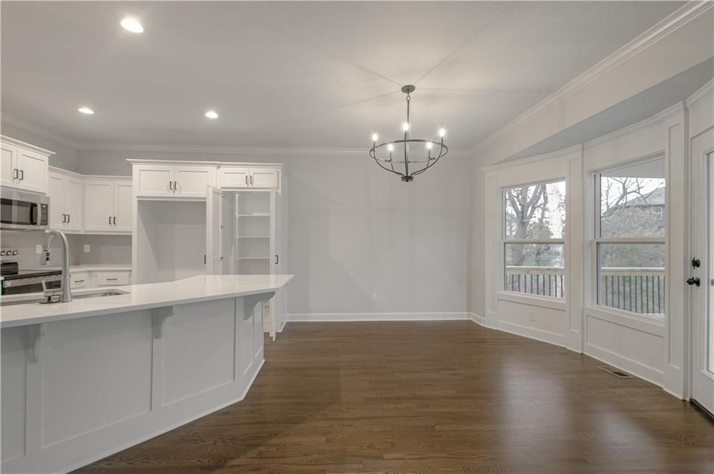 11809 N Wheeling Avenue — photo 11