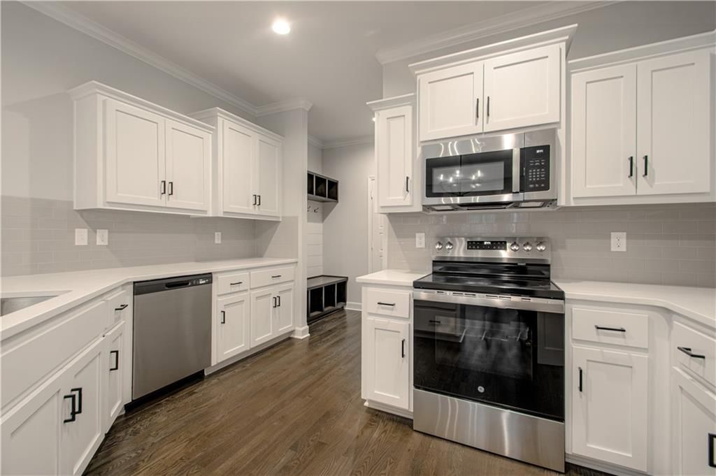 11809 N Wheeling Avenue — photo 14