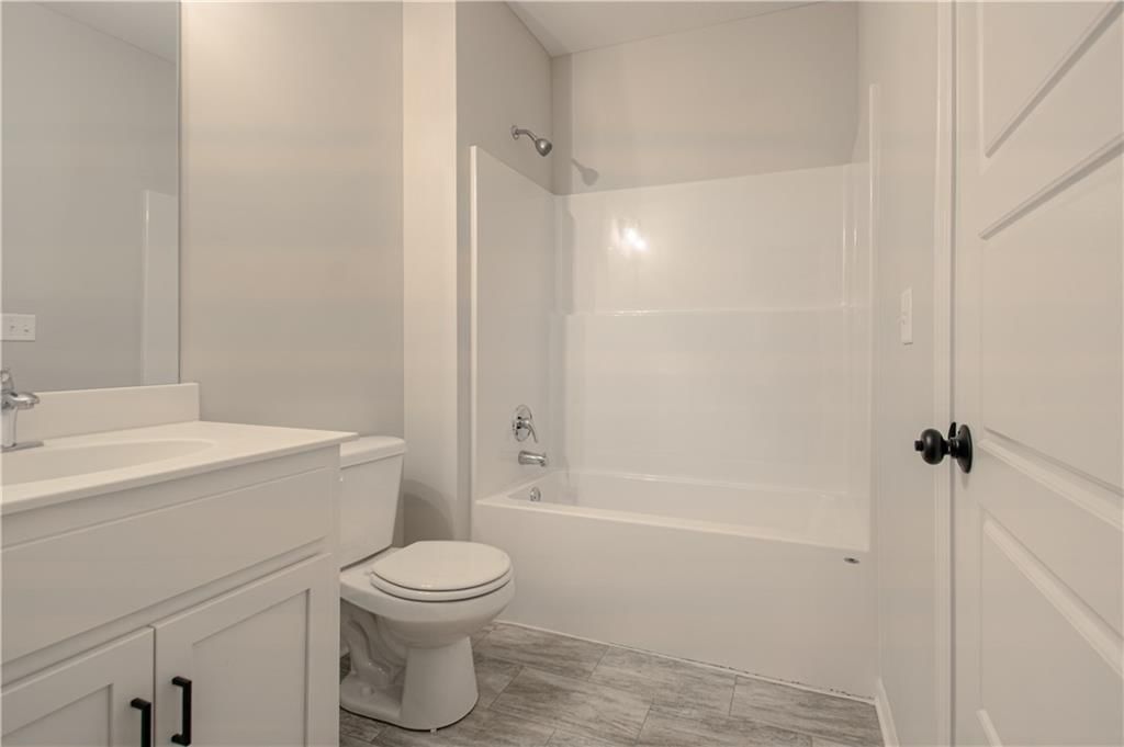 11809 N Wheeling Avenue — photo 36