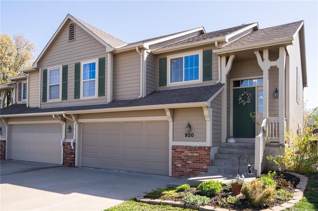 920 Deer Ridge Court, Baldwin City, KS